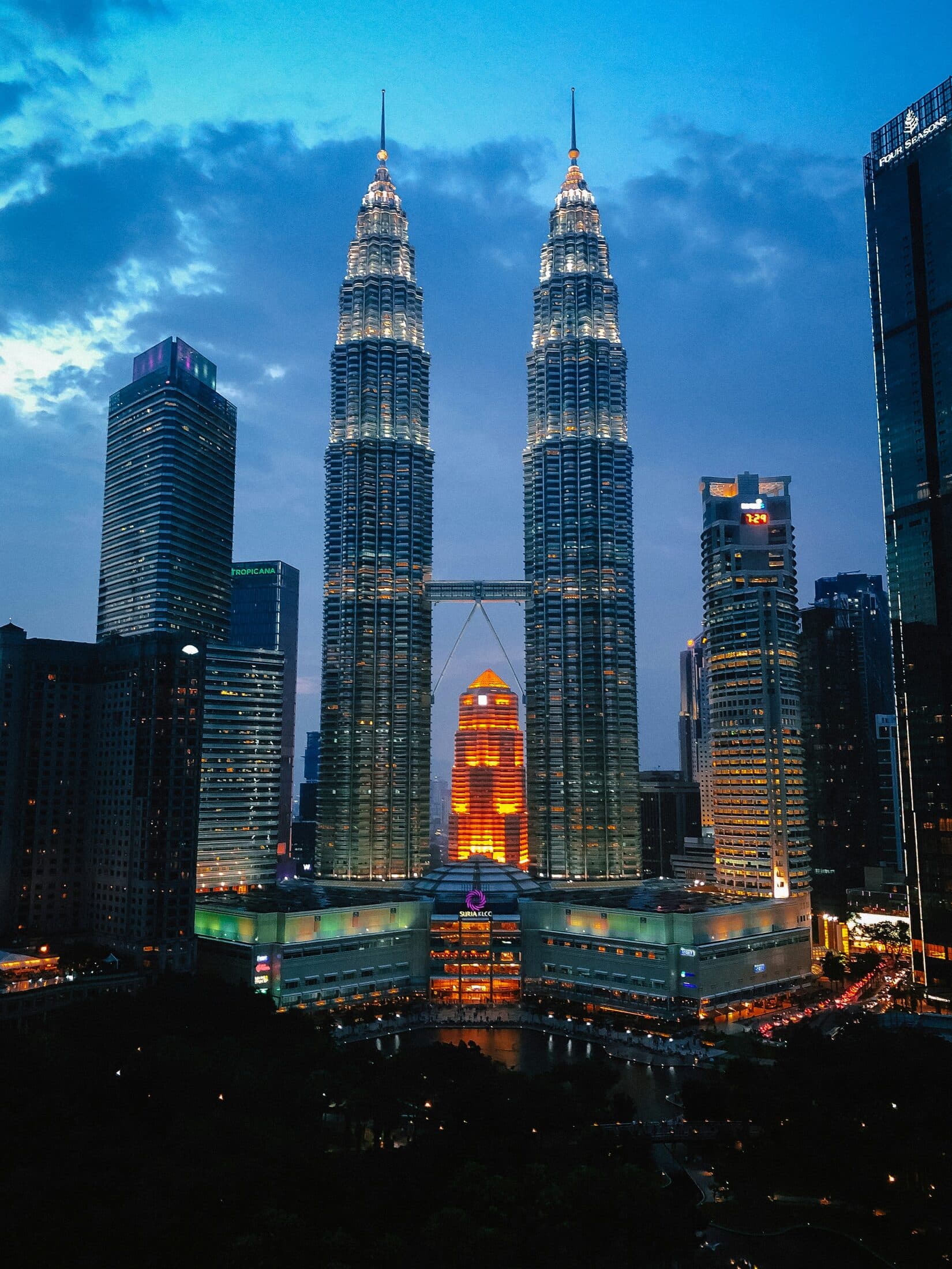 Malaysia Petronas towers